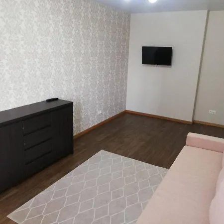 2-Ух Комнатная Квартира По Ул.К.Туровского, 24 *