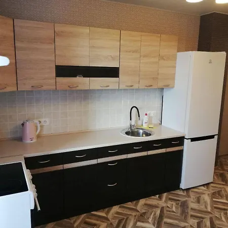 2-Ух Комнатная Квартира По Ул.К.Туровского, 24 *
